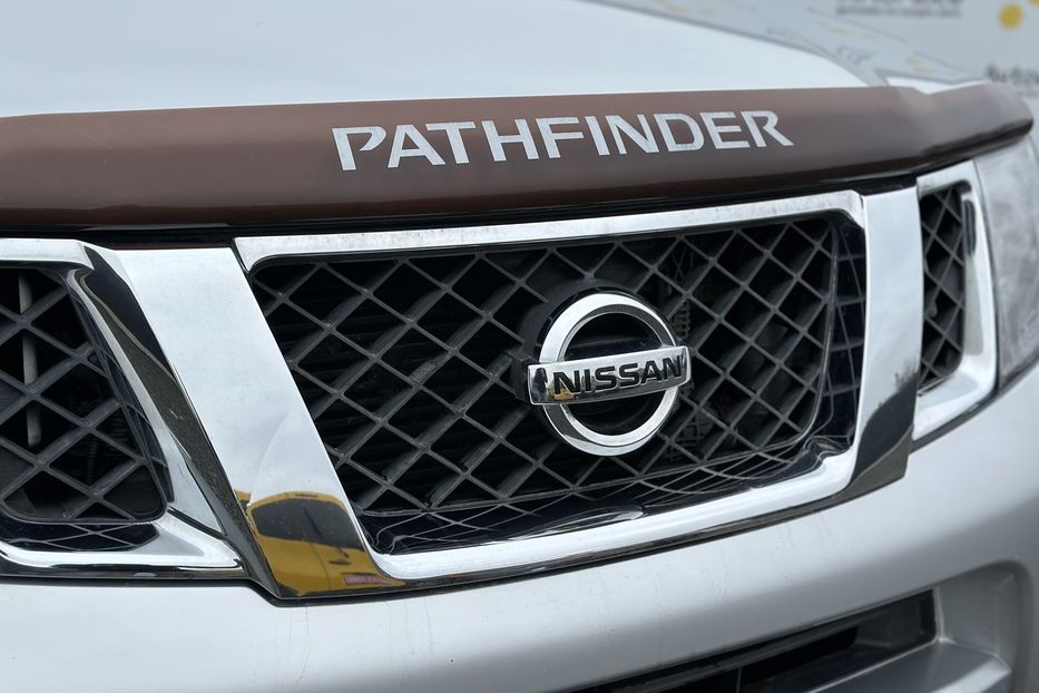 Продам Nissan Pathfinder 2013 года в Луцке