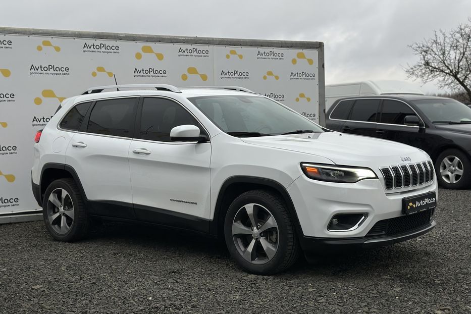 Продам Jeep Cherokee 2019 года в Луцке