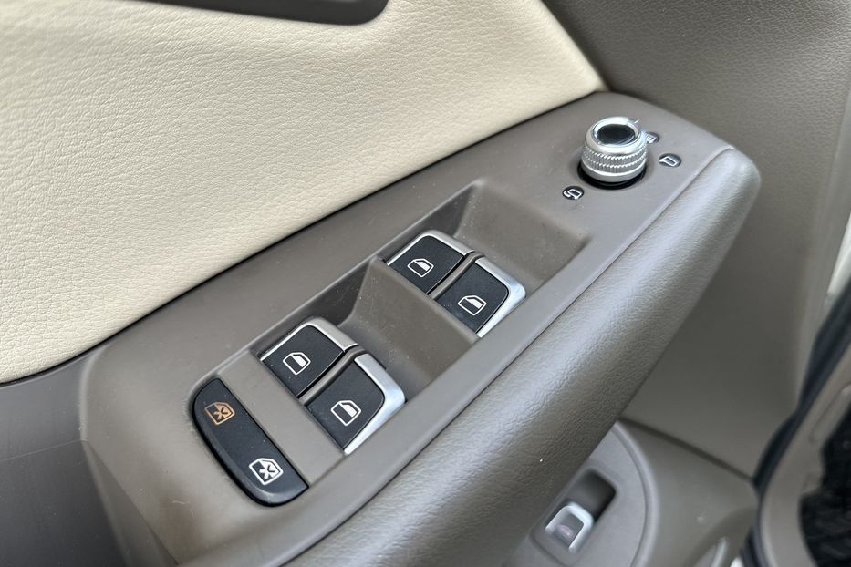 Продам Audi Q5 Premium Plus 2015 года в Луцке