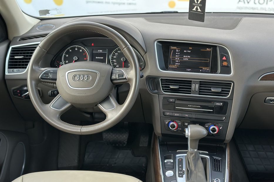 Продам Audi Q5 Premium Plus 2015 года в Луцке