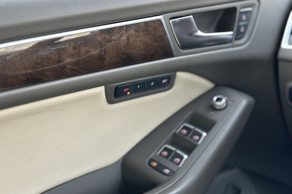 Продам Audi Q5 Premium Plus 2015 года в Луцке