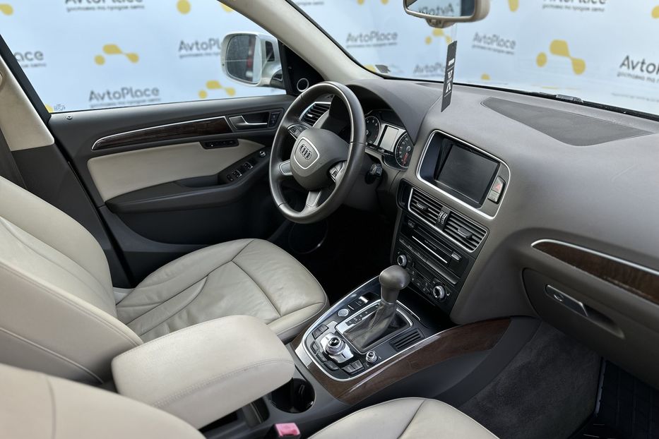 Продам Audi Q5 Premium Plus 2015 года в Луцке