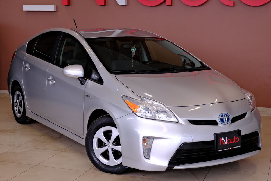 Продам Toyota Prius 2013 года в Одессе