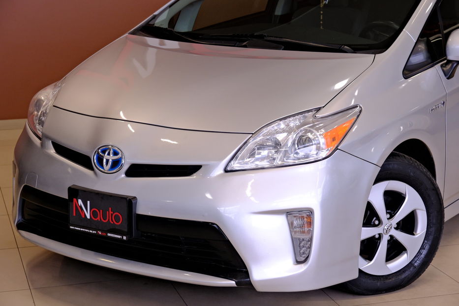 Продам Toyota Prius 2013 года в Одессе