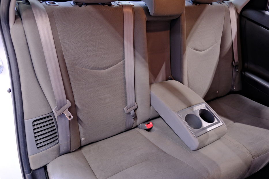 Продам Toyota Prius 2013 года в Одессе