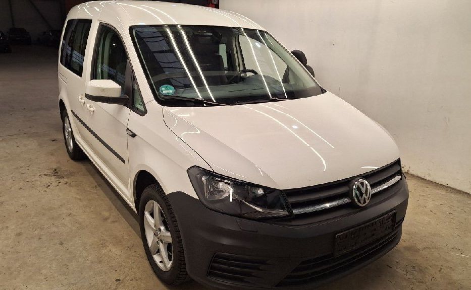 Продам Volkswagen Caddy пасс. Рідна фарба v4034 2020 года в Луцке