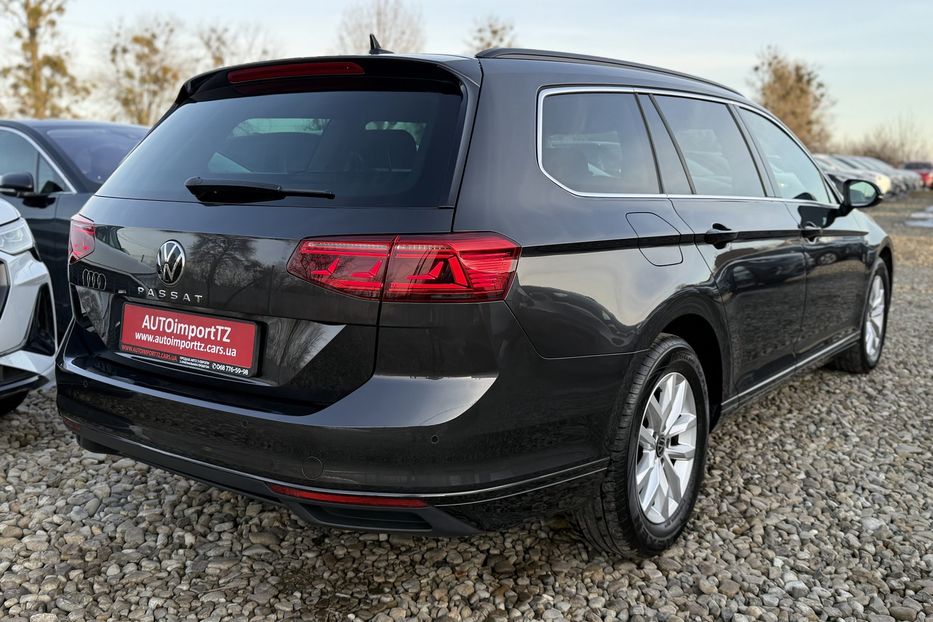 Продам Volkswagen Passat B8 150к.с. МАСАЖ,КАМЕРА,FULL LED 2022 года в Львове