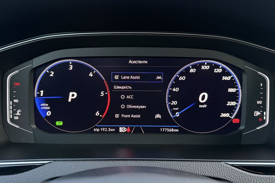 Продам Volkswagen Passat B8 150к.с. МАСАЖ,КАМЕРА,FULL LED 2022 года в Львове