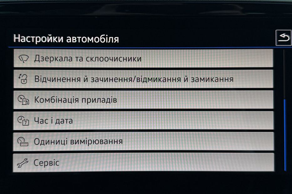 Продам Volkswagen Passat B8 150к.с. МАСАЖ,КАМЕРА,FULL LED 2022 года в Львове