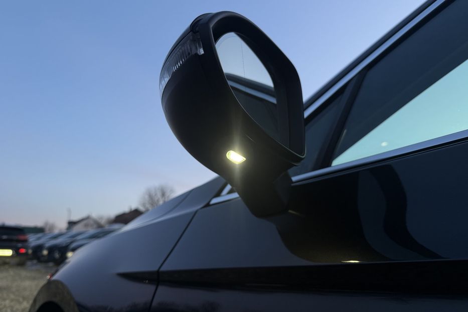 Продам Volkswagen Passat B8 150к.с. МАСАЖ,КАМЕРА,FULL LED 2022 года в Львове