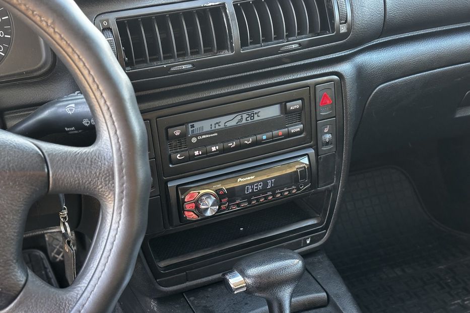 Продам Volkswagen Passat B5 1999 года в Львове