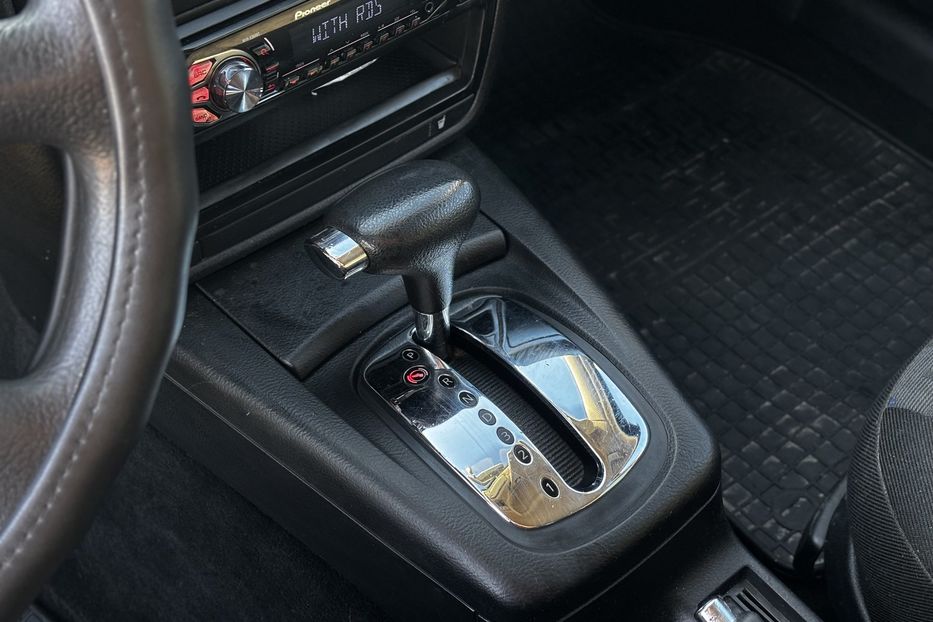 Продам Volkswagen Passat B5 1999 года в Львове