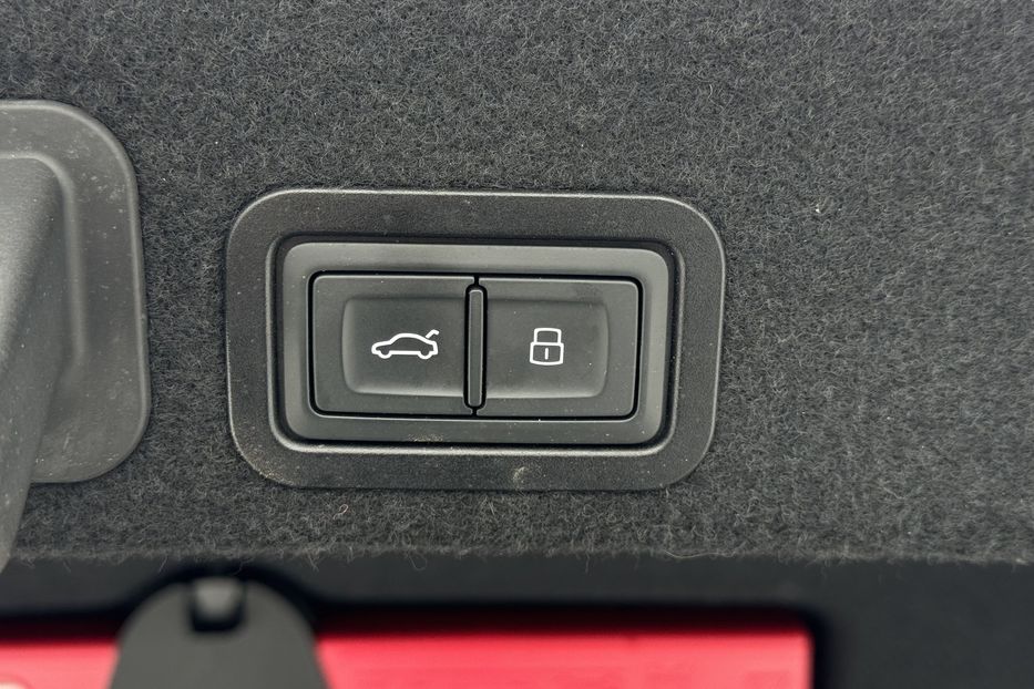 Продам Audi A6 COMIS  2017 года в г. Умань, Черкасская область