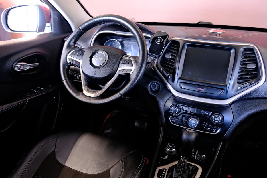 Продам Jeep Cherokee 2015 года в Одессе