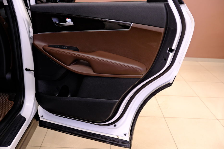 Продам Kia Sorento 2016 года в Одессе