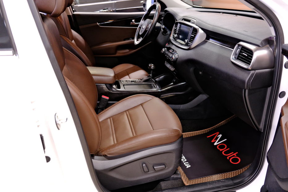 Продам Kia Sorento 2016 года в Одессе