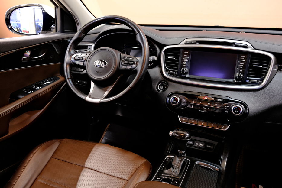 Продам Kia Sorento 2016 года в Одессе