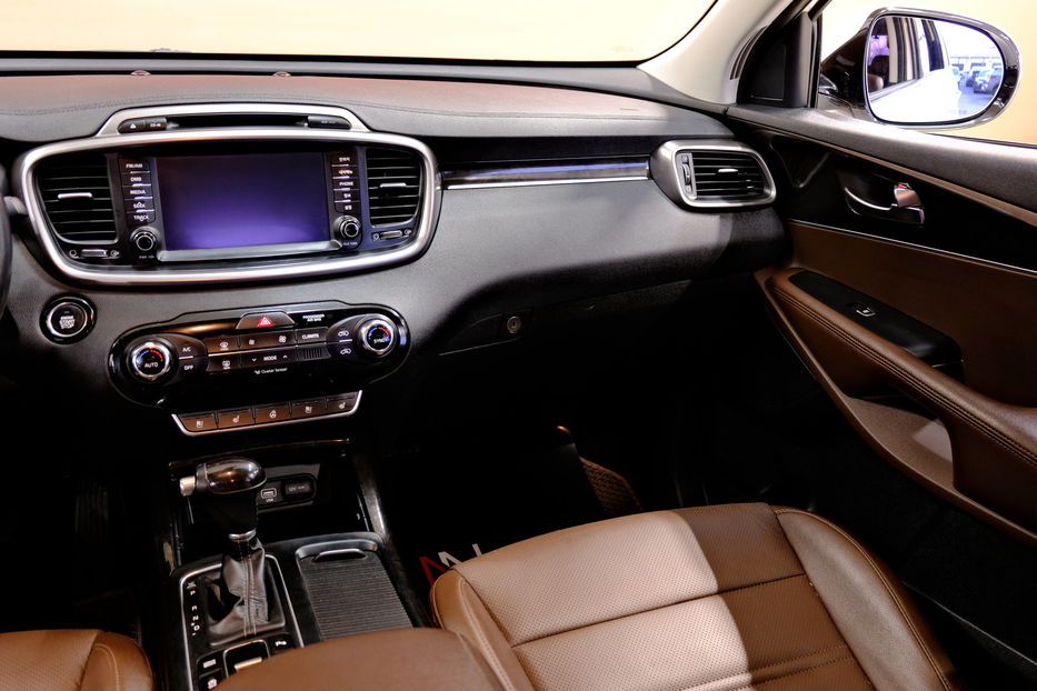 Продам Kia Sorento 2016 года в Одессе