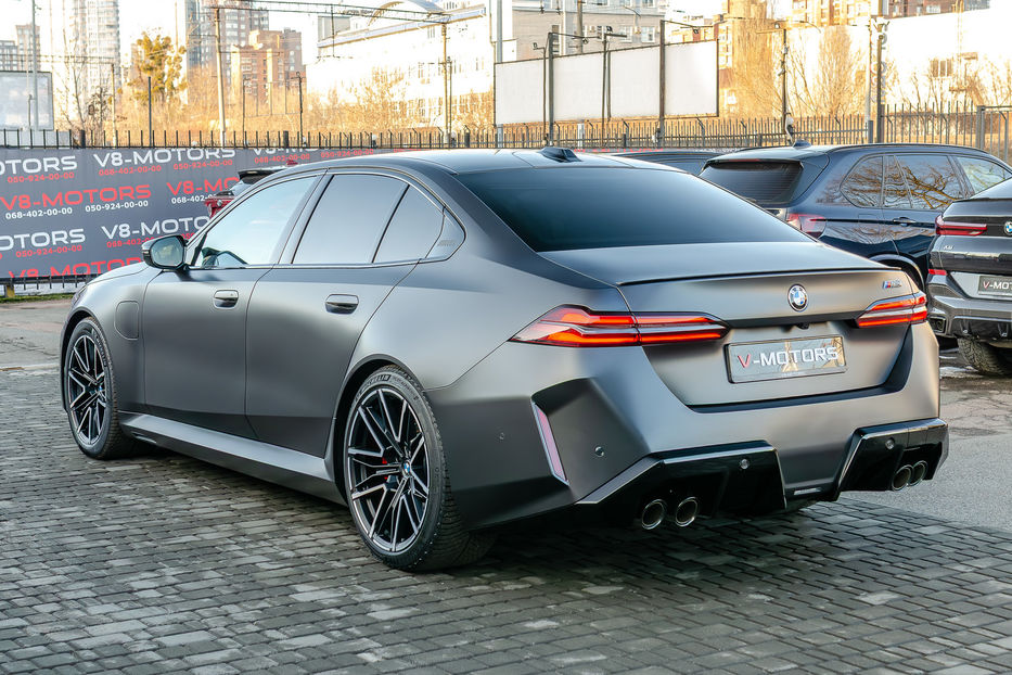 Продам BMW M5 Hybrid MXdrive 2024 года в Киеве