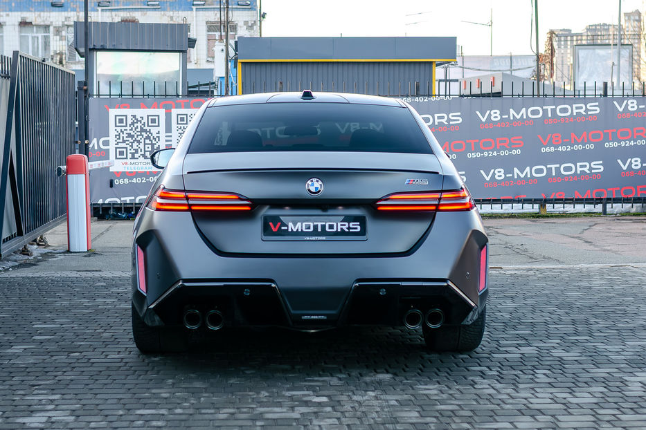 Продам BMW M5 Hybrid MXdrive 2024 года в Киеве