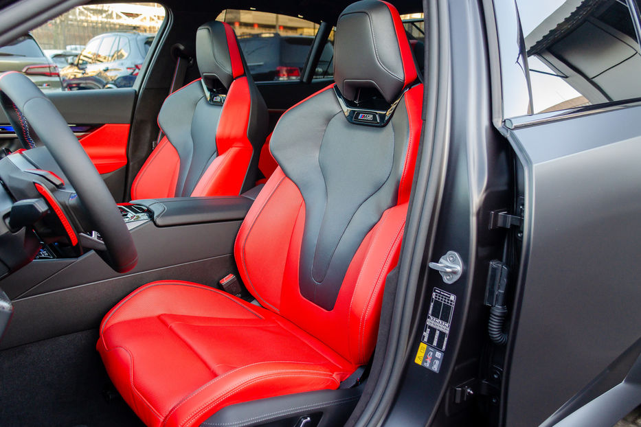 Продам BMW M5 Hybrid MXdrive 2024 года в Киеве