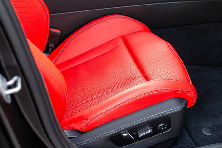 Продам BMW M5 Hybrid MXdrive 2024 года в Киеве