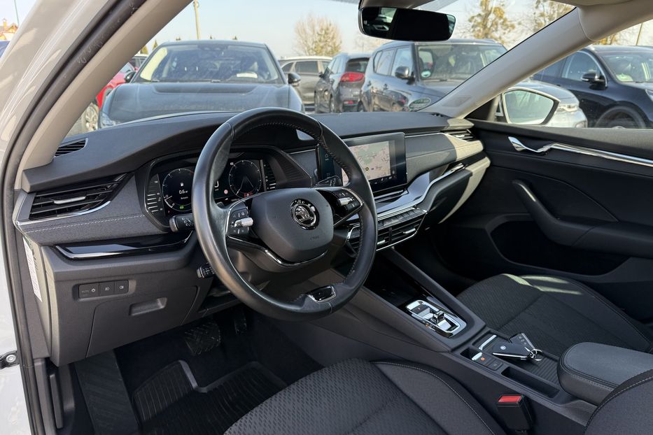 Продам Skoda Octavia А8 2.0 TDI 150к.с АТ FULL LED 2021 года в Львове