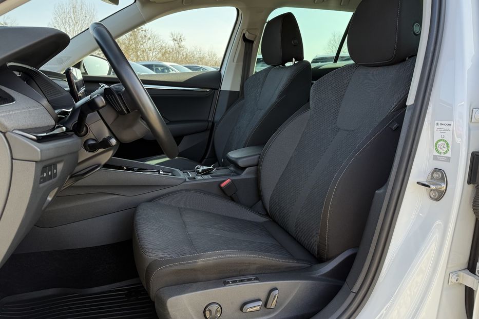 Продам Skoda Octavia А8 2.0 TDI 150к.с АТ FULL LED 2021 года в Львове