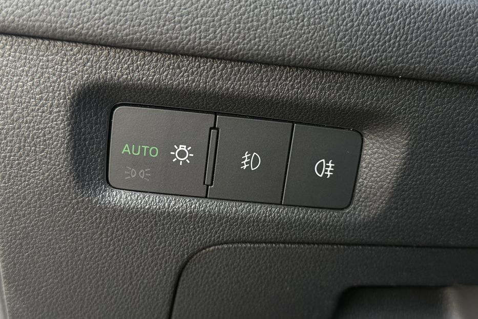 Продам Skoda Octavia А8 2.0 TDI 150к.с АТ FULL LED 2021 года в Львове