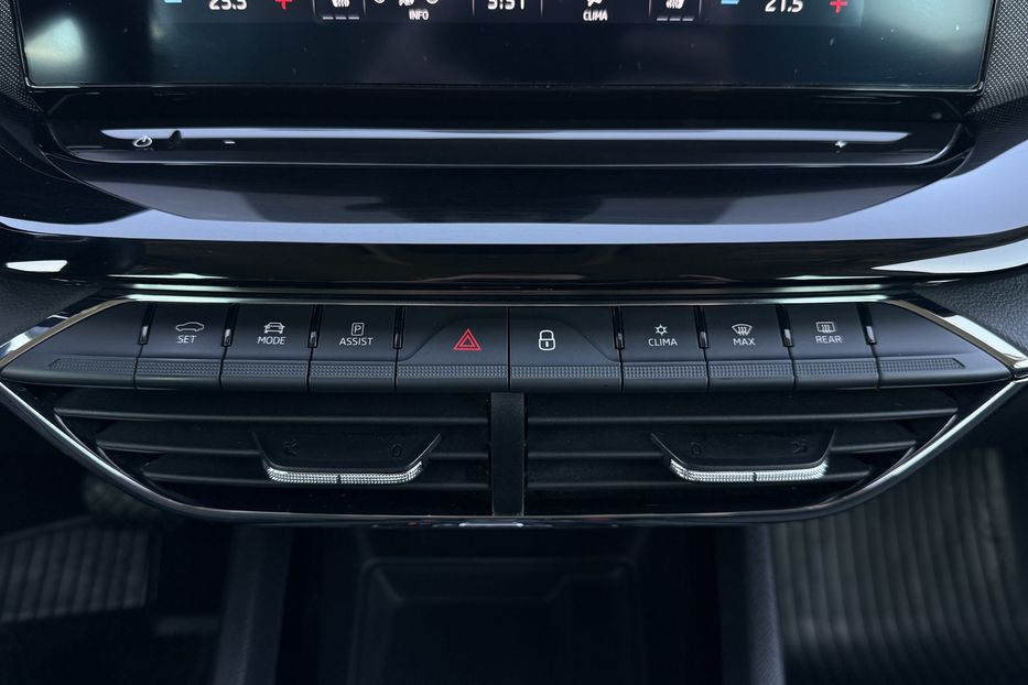 Продам Skoda Octavia А8 2.0 TDI 150к.с АТ FULL LED 2021 года в Львове