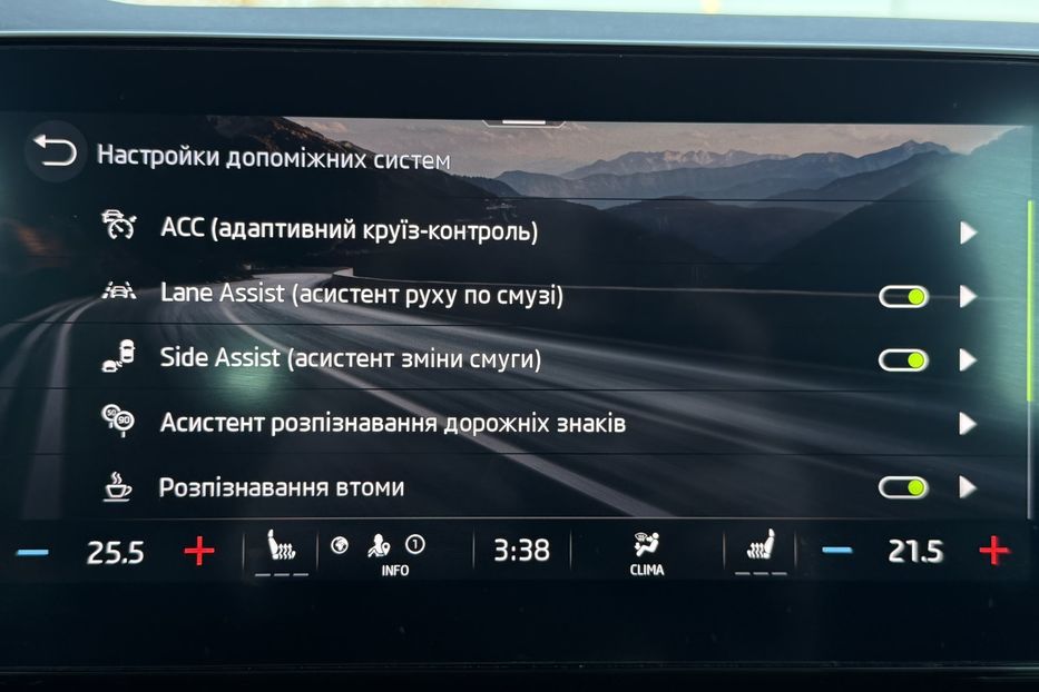 Продам Skoda Octavia А8 2.0 TDI 150к.с АТ FULL LED 2021 года в Львове