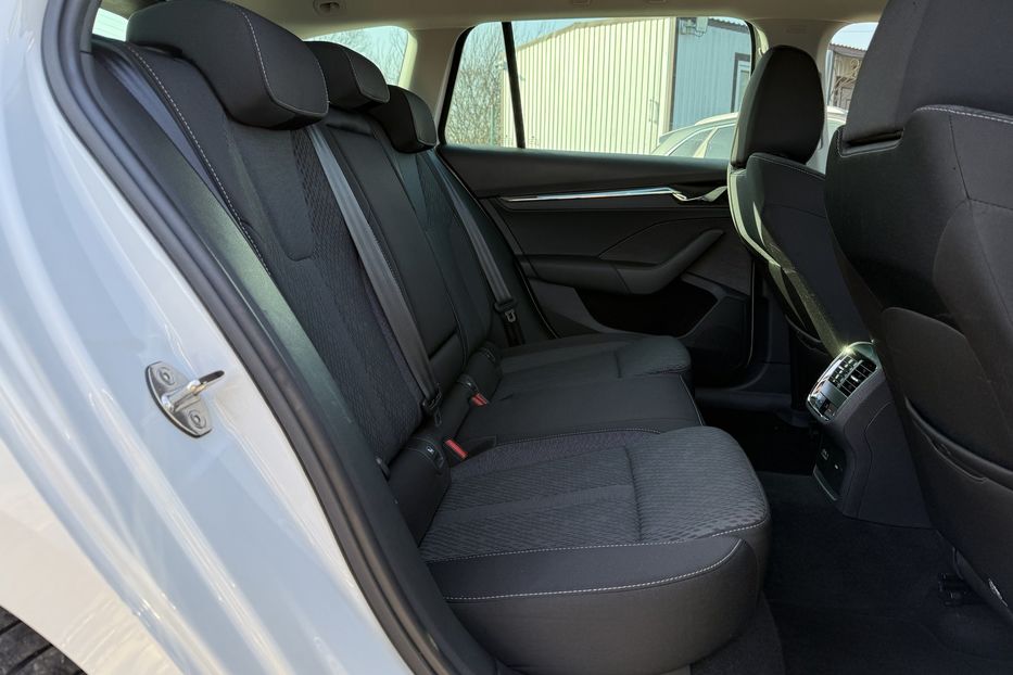 Продам Skoda Octavia А8 2.0 TDI 150к.с АТ FULL LED 2021 года в Львове