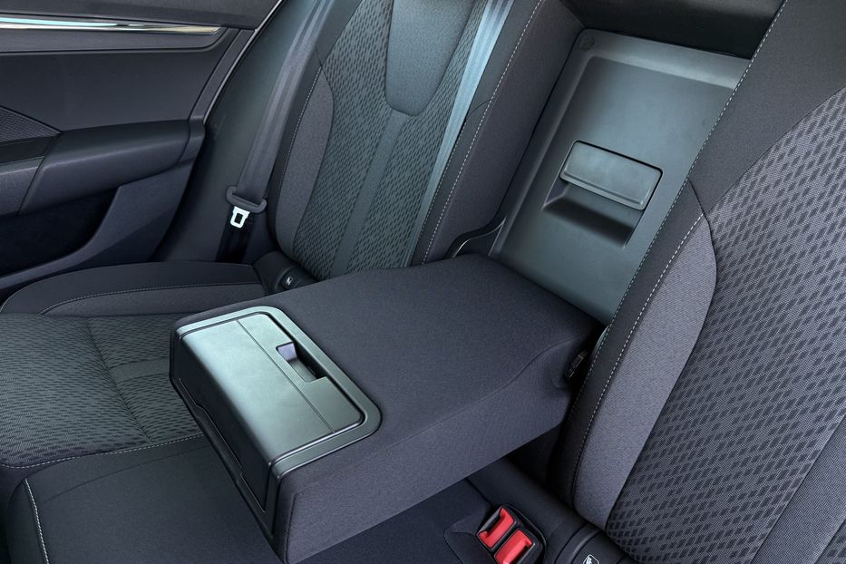 Продам Skoda Octavia А8 2.0 TDI 150к.с АТ FULL LED 2021 года в Львове