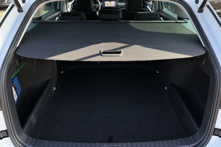 Продам Skoda Octavia А8 2.0 TDI 150к.с АТ FULL LED 2021 года в Львове