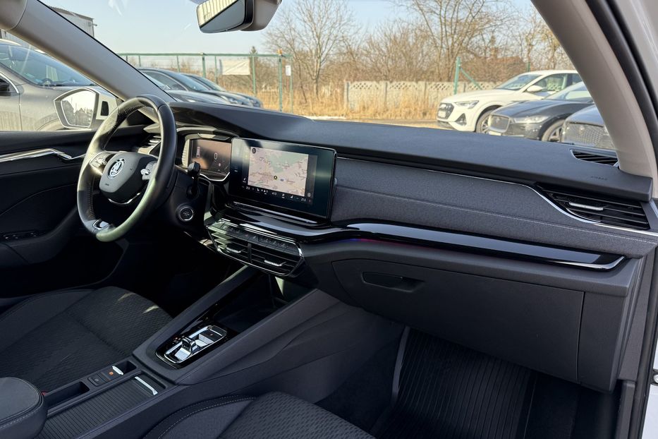 Продам Skoda Octavia А8 2.0 TDI 150к.с АТ FULL LED 2021 года в Львове