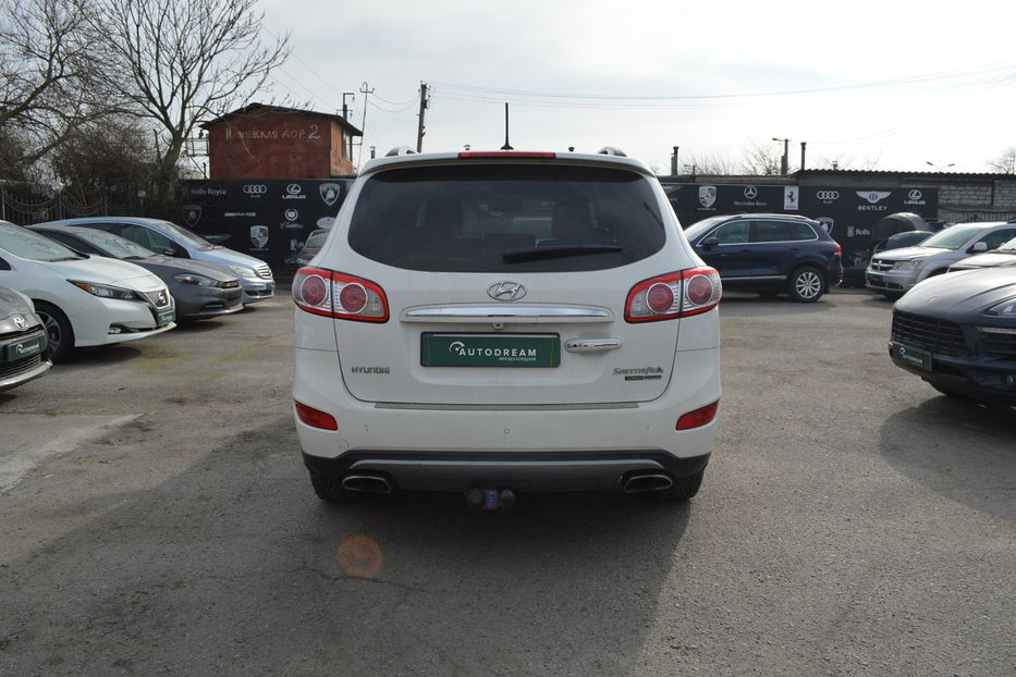 Продам Hyundai Santa FE Офіційне авто, 7 місць 2011 года в Одессе