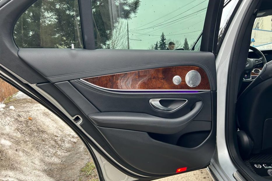 Продам Mercedes-Benz E-Class 2016 года в Черновцах