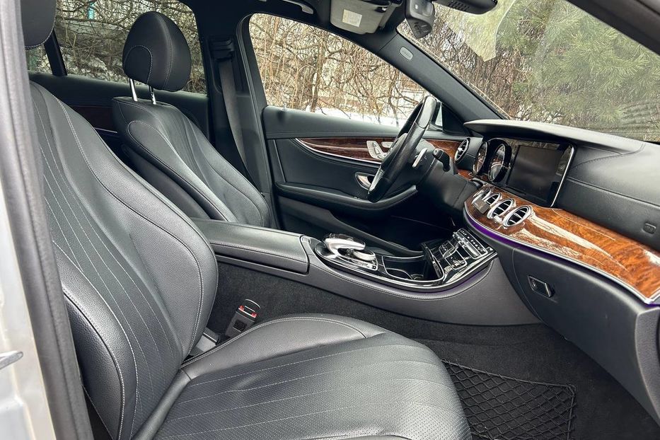Продам Mercedes-Benz E-Class 2016 года в Черновцах