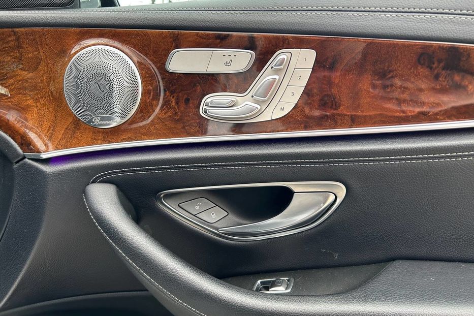 Продам Mercedes-Benz E-Class 2016 года в Черновцах