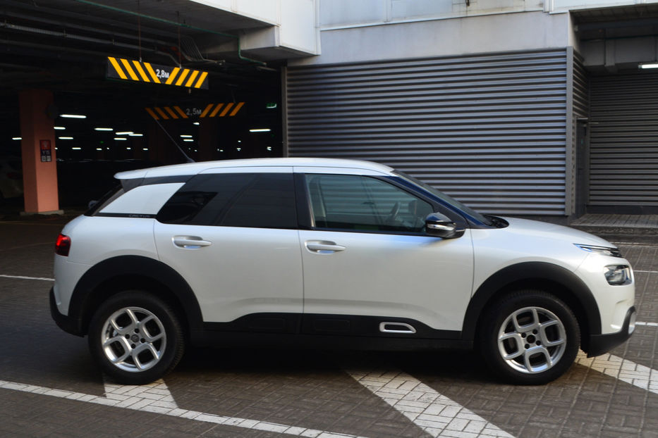 Продам Citroen C4 Cactus 1.5 BlueHDi 2019 года в Киеве