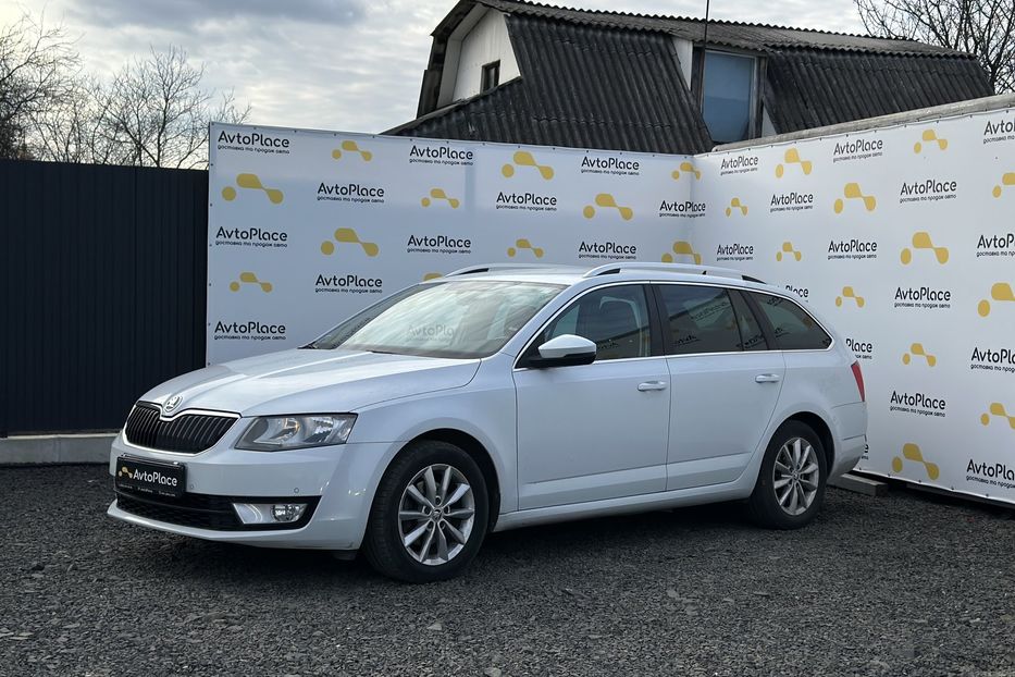 Продам Skoda Octavia A7 2016 года в Луцке