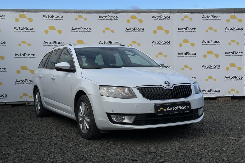Продам Skoda Octavia A7 2016 года в Луцке
