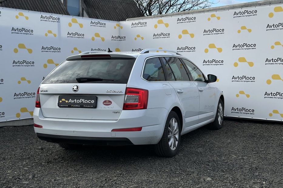 Продам Skoda Octavia A7 2016 года в Луцке
