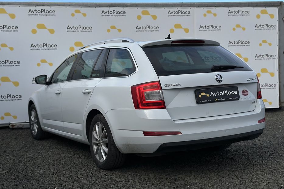 Продам Skoda Octavia A7 2016 года в Луцке