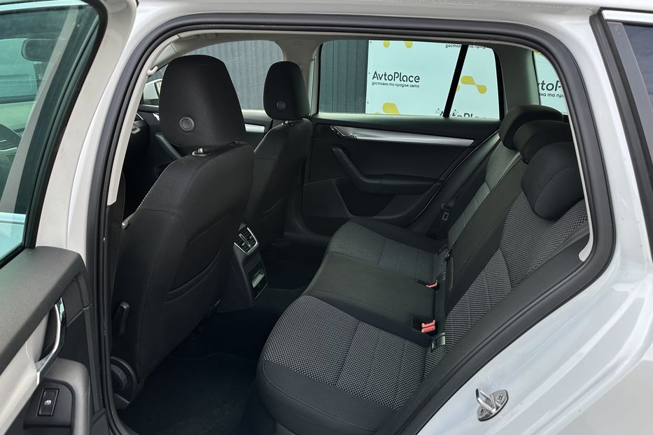 Продам Skoda Octavia A7 2016 года в Луцке