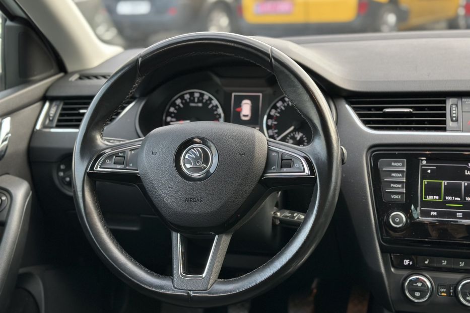 Продам Skoda Octavia A7 2016 года в Луцке