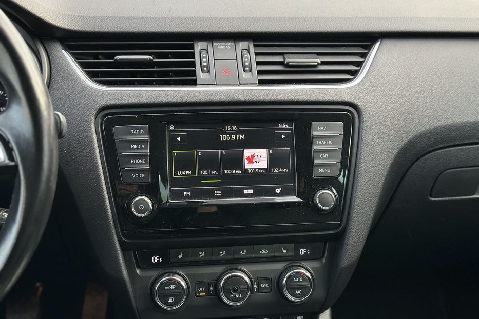 Продам Skoda Octavia A7 2016 года в Луцке