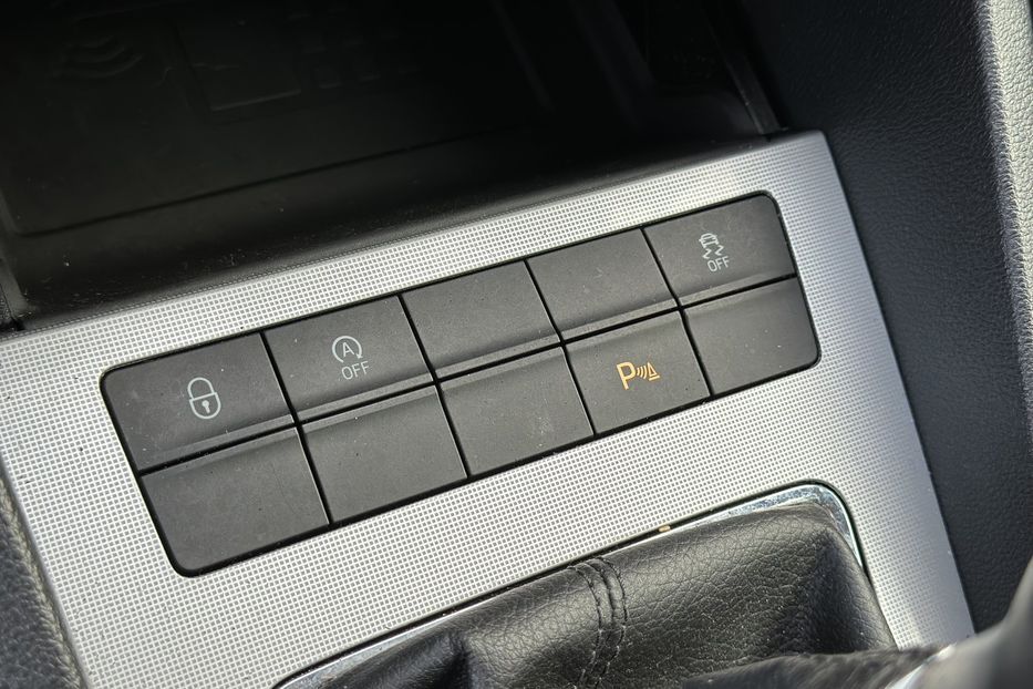 Продам Skoda Octavia A7 2016 года в Луцке