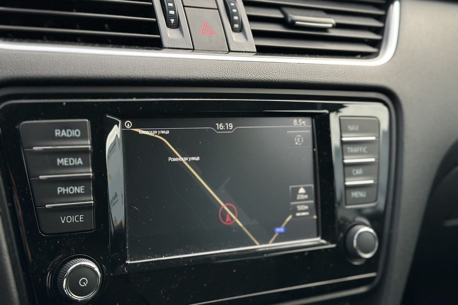 Продам Skoda Octavia A7 2016 года в Луцке