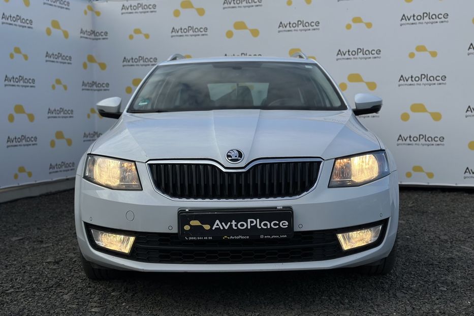 Продам Skoda Octavia A7 2016 года в Луцке